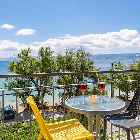 Val Apartman *