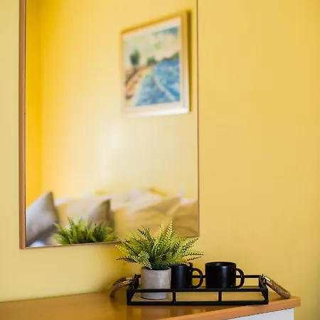 Val Apartman